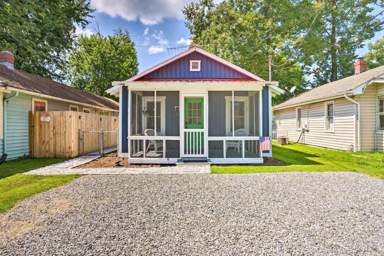 Chic Cottage With Private Yard Steps To Beach! 科洛尼尔比奇 外观 照片