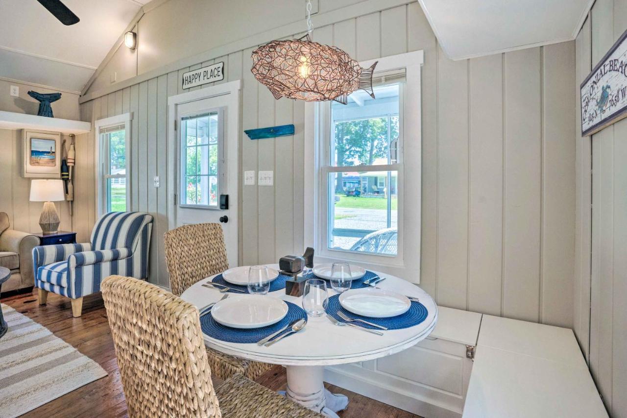 Chic Cottage With Private Yard Steps To Beach! 科洛尼尔比奇 外观 照片