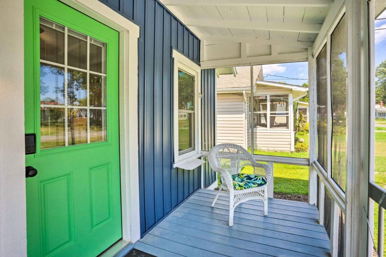 Chic Cottage With Private Yard Steps To Beach! 科洛尼尔比奇 外观 照片